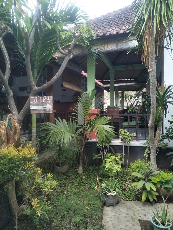 Beten Enjung Home Stay&Waroeng Amed Extérieur photo