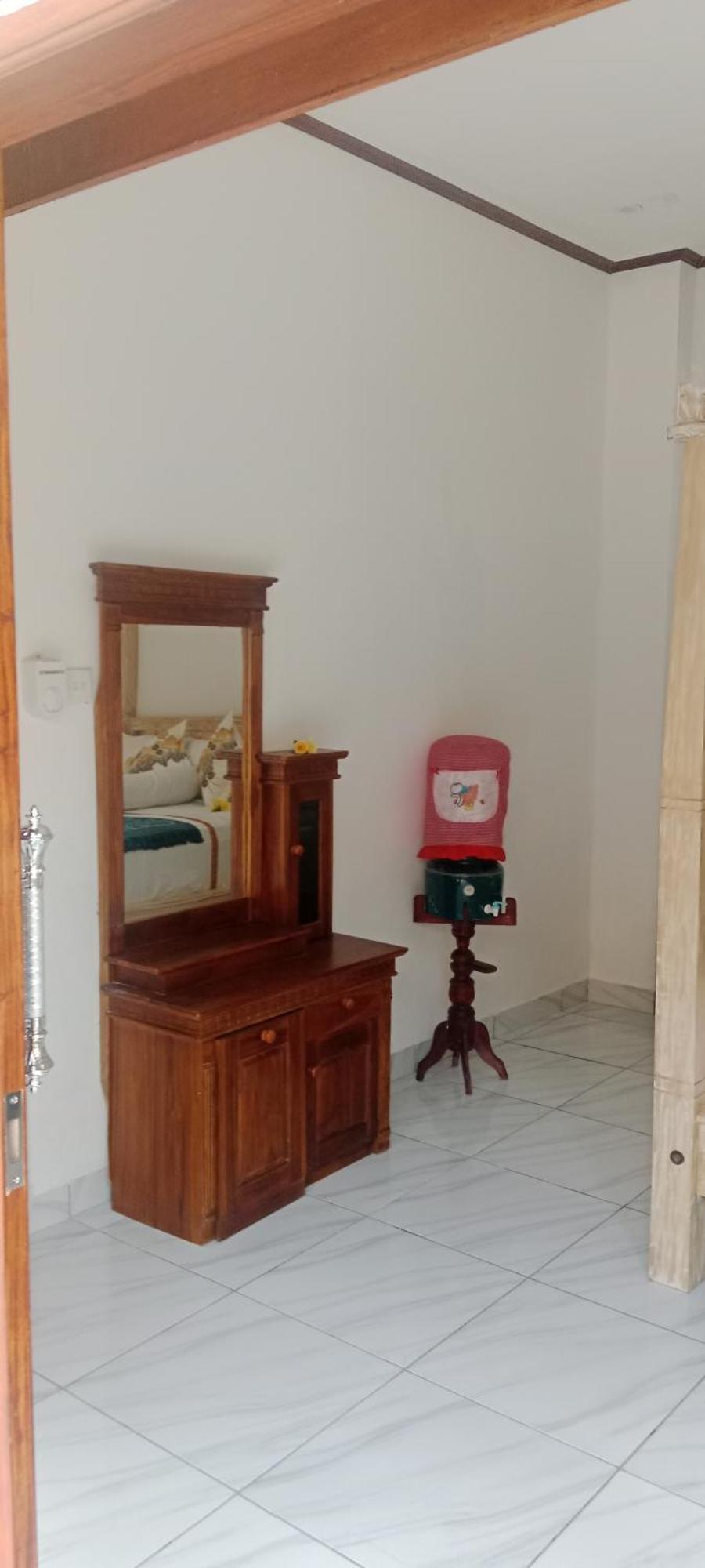 Beten Enjung Home Stay&Waroeng Amed Extérieur photo