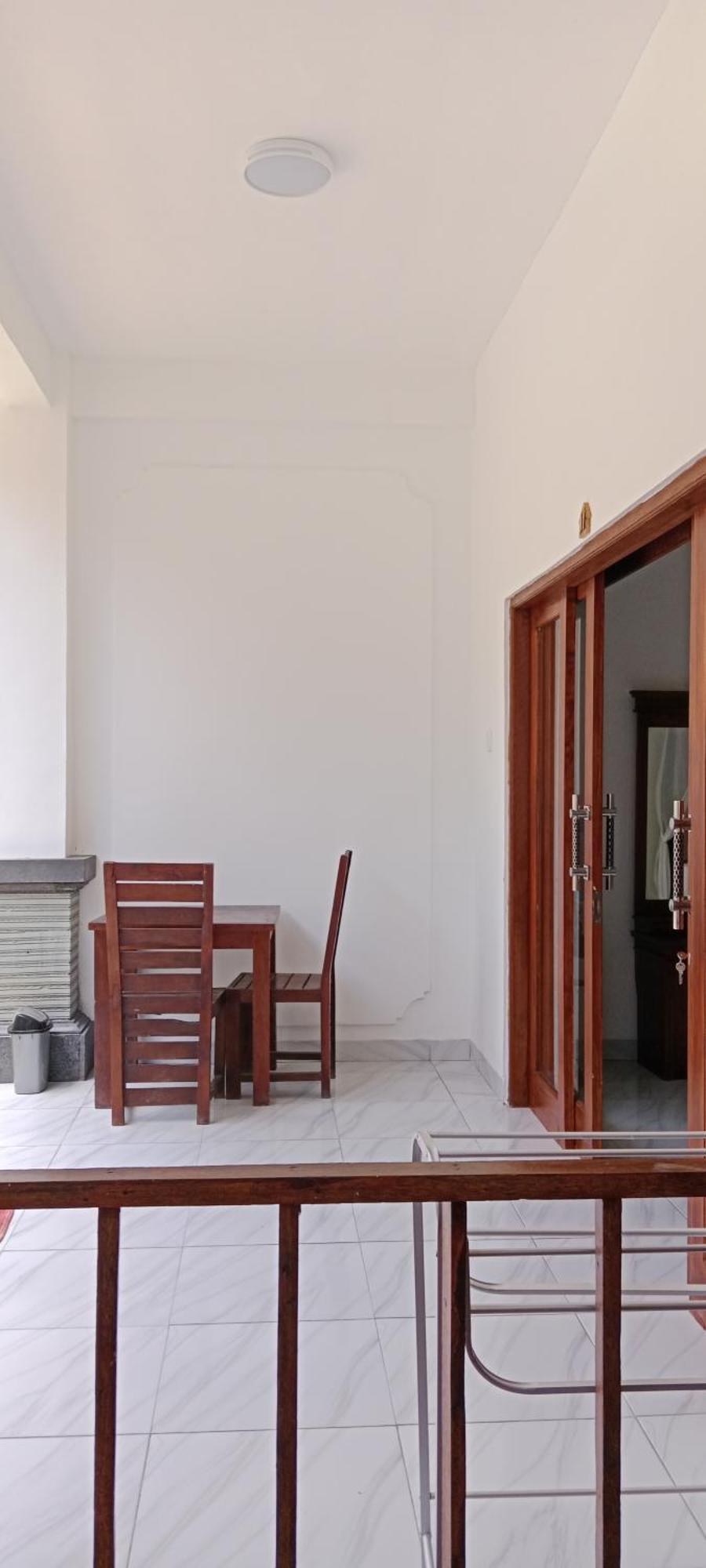 Beten Enjung Home Stay&Waroeng Amed Extérieur photo