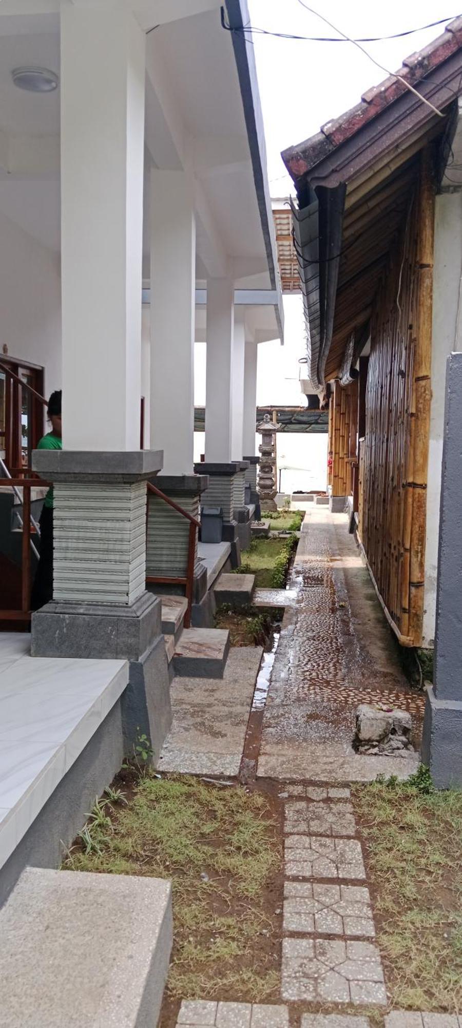 Beten Enjung Home Stay&Waroeng Amed Extérieur photo