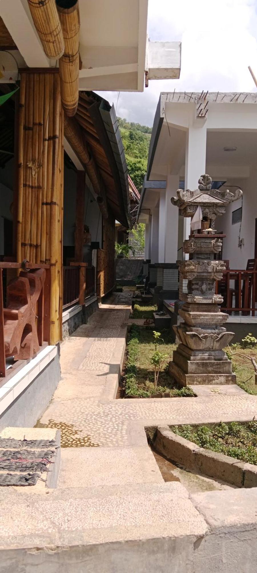 Beten Enjung Home Stay&Waroeng Amed Extérieur photo
