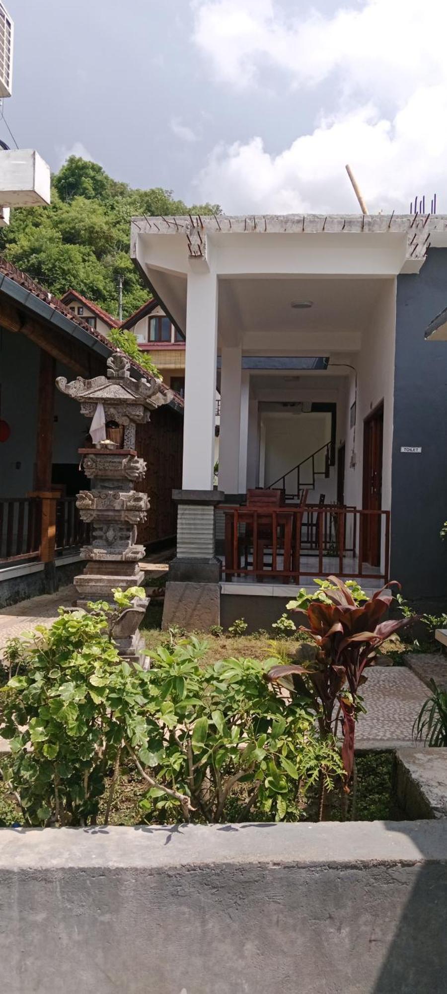 Beten Enjung Home Stay&Waroeng Amed Extérieur photo