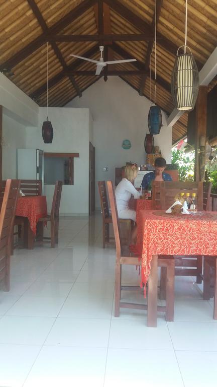Beten Enjung Home Stay&Waroeng Amed Extérieur photo